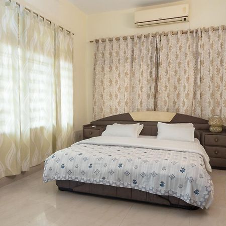 The Urban Grandeur 1 Guwahati Exterior foto