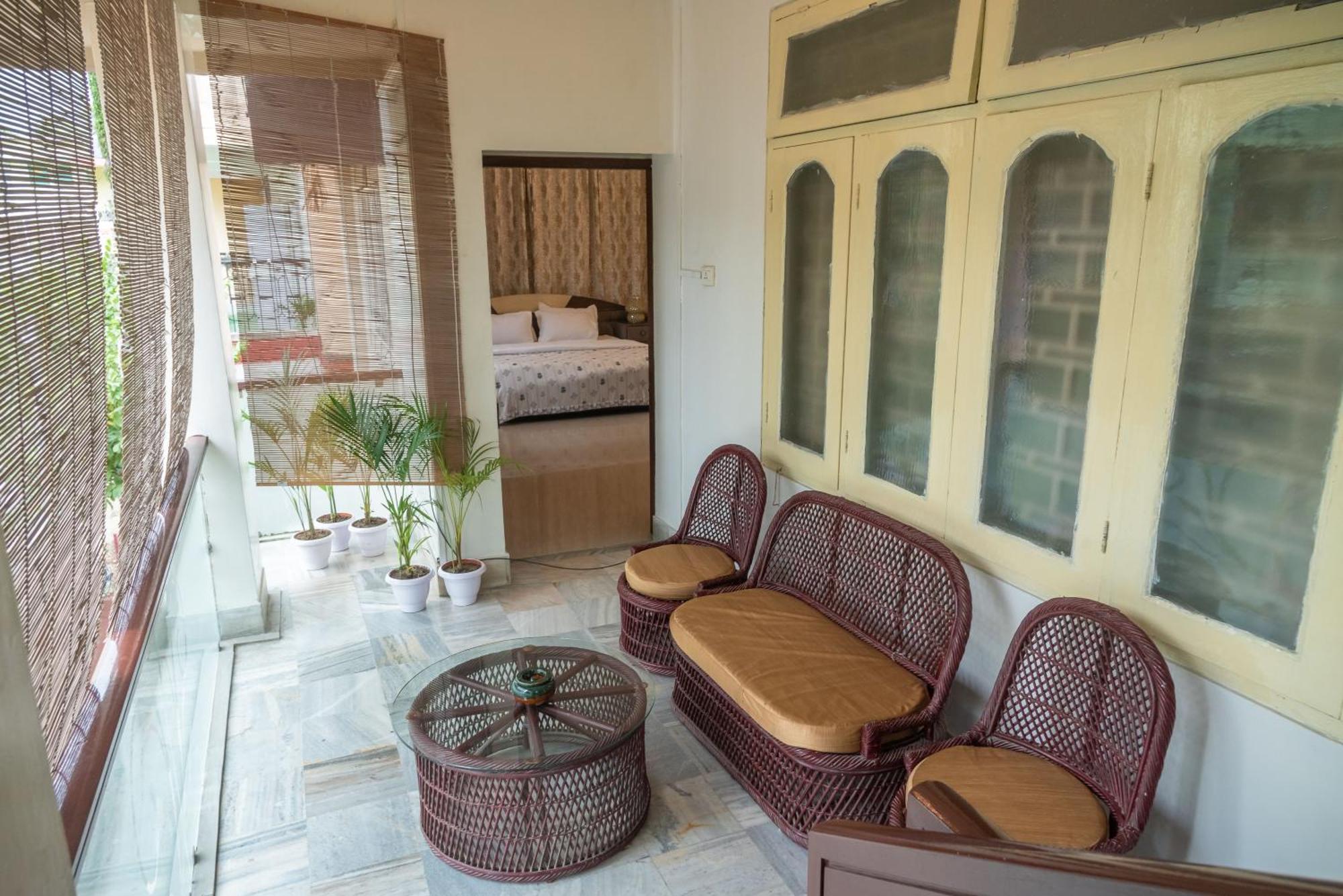 The Urban Grandeur 1 Guwahati Exterior foto