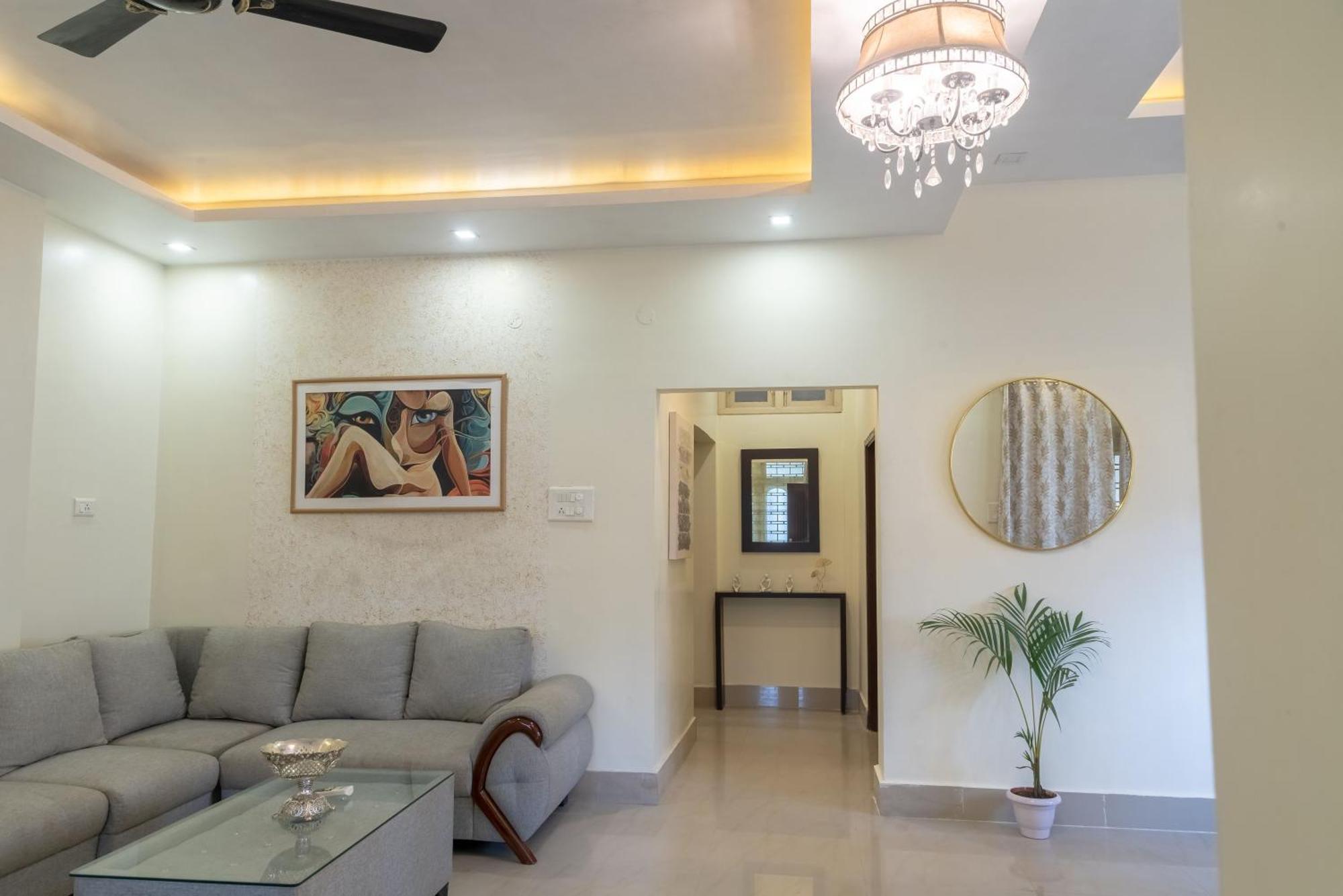The Urban Grandeur 1 Guwahati Exterior foto